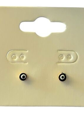 NWOT Pretty Bird Jewelry Black and White Evil Eye Stud Earrings